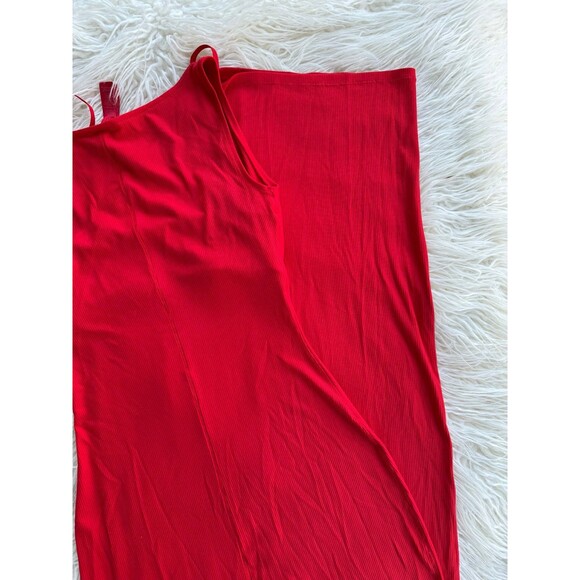 Skims Soft Lounge Lace Long Dress with Bralette Cherry
Size Small - Picture 10 of 11